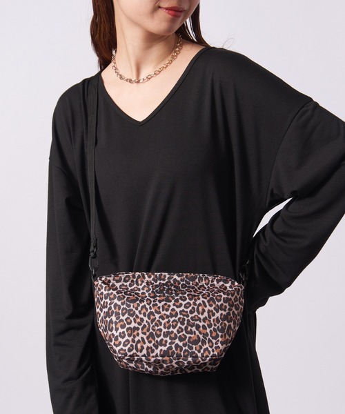 FREDRIK PACKERS(フレドリックパッカーズ)の「【FREDRIK PACKERS】1000D FAM SHOULDER(ショルダーバッグ・メンズ・ブラック/ベージュ/オリーブ/レオパード・FREE)」の11枚目の写真