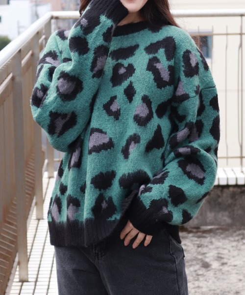 WESTSEA（ウエストシー）の「ふわふわミニ起毛 ダブルジャガードオーバーサイズニット（レオパード・カモフラージュ柄）（ニット/セーター・メンズ・ブラック×ブルー/ブラック×グレー/ブラウン系その他/ブラック×グリーン/ブラック×イエロー/ライトグレー/ブラック/ブルー・M/L）」の4枚目の写真