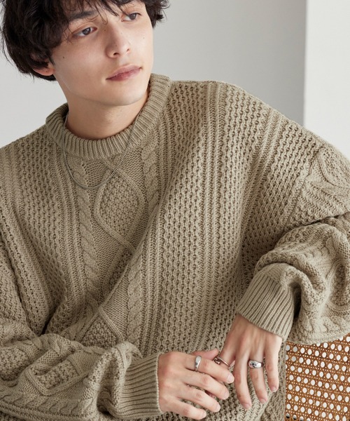 MONO-MART(モノマート)の「ケーブル編みボリュームルーズプルオーバーニット(ニット/セーター・メンズ・ダークグレー/イエロー/グリーン/ブラウン/アイボリー/ブラック/グレイッシュブルー/ダークネイビー/ベージュ/オレンジ/ライトグレー・M/L)」の6枚目の写真