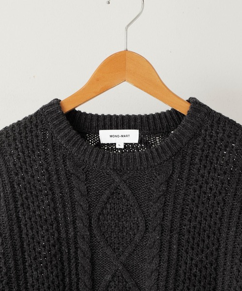 MONO-MART(モノマート)の「ケーブル編みボリュームルーズプルオーバーニット(ニット/セーター・メンズ・ダークグレー/イエロー/グリーン/ブラウン/アイボリー/ブラック/グレイッシュブルー/ダークネイビー/ベージュ/オレンジ/ライトグレー・M/L)」の22枚目の写真