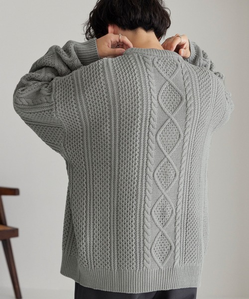 ケーブル編みボリュームルーズプルオーバーニット（ニット/セーター