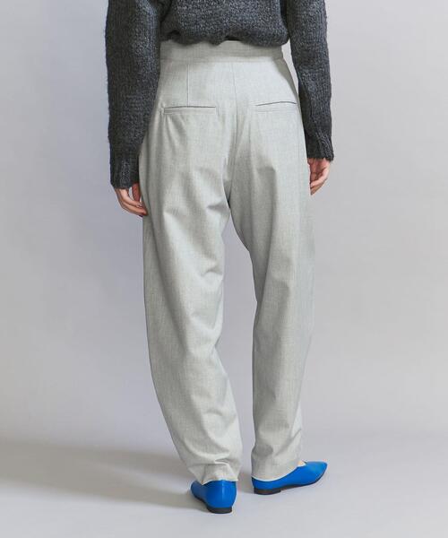 BEAUTY&YOUTH UNITED ARROWS(ビューティーアンドユースユナイテッドアローズ)の「レーヨンポリエステル カーブパンツ 2 -ウォッシャブル-(その他パンツ・レディース・ホワイト/ライトグレー/ブラック・S/M)」の4枚目の写真