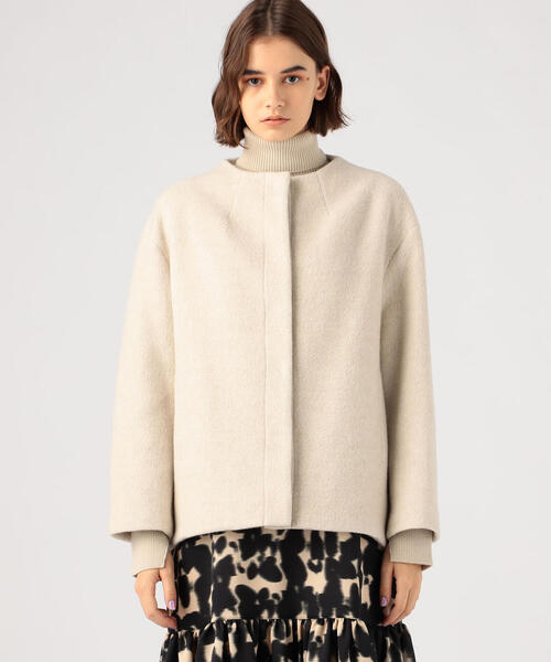 トゥモローランド 22AW ウールパイルミルド ビルドネックショートコート TOMORROWLAND （トゥモローランド）の「ウールパイルミルド ビルド