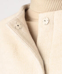 ウールパイルミルド ビルドネックショートコートを使った人気