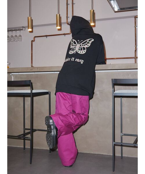 jouetie（ジュエティ）の「NEW ERAバタフライフーディー【コラボ】（パーカー・レディース・ブラック・MEDIUM）」の10枚目の写真