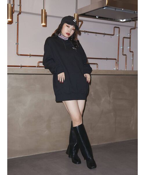 jouetie（ジュエティ）の「NEW ERAバタフライフーディー【コラボ】（パーカー・レディース・ブラック・MEDIUM）」の17枚目の写真