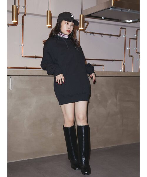 jouetie（ジュエティ）の「NEW ERAバタフライフーディー【コラボ】（パーカー・レディース・ブラック・MEDIUM）」の18枚目の写真