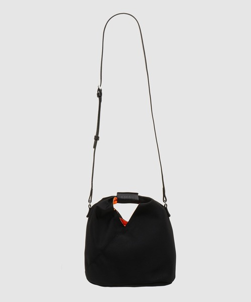 MM6 Maison Margiela(エムエムシックス メゾン マルジェラ)の「HANDBAG(ハンドバッグ・レディース・その他1/ブラック/その他・FREE)」の2枚目の写真