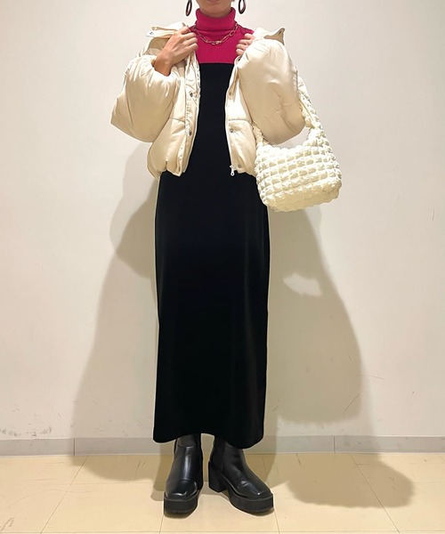 FREE'S MART（フリーズマート）の「◆中綿ラウンドヘムショートブルゾン（ブルゾン・レディース・ブラック/ブルー/ホワイト・SMALL/MEDIUM）」の17枚目の写真