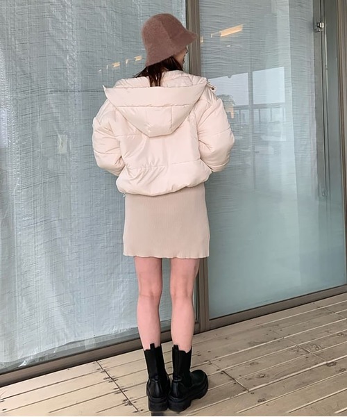 FREE'S MART（フリーズマート）の「◆中綿ラウンドヘムショートブルゾン（ブルゾン・レディース・ブラック/ブルー/ホワイト・SMALL/MEDIUM）」の21枚目の写真