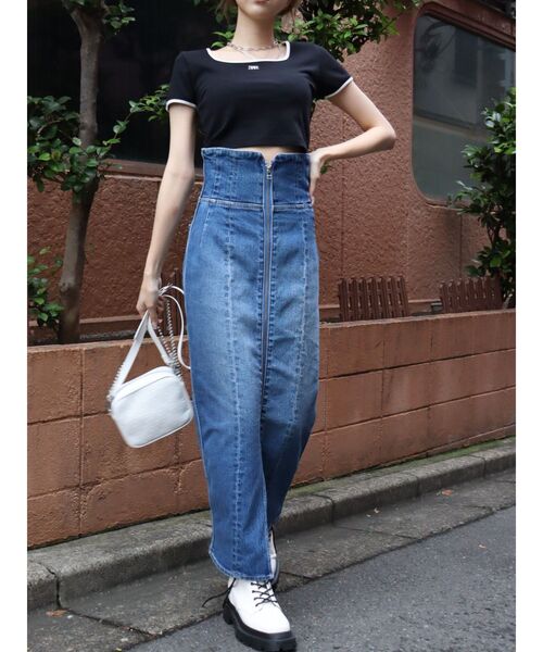 EVRIS（エヴリス）の「ボールチェーンエンボスミニショルダーBAG（ショルダーバッグ・レディース・ブラック/シルバー/ホワイト・FREE）」の7枚目の写真