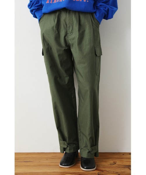 RODEO CROWNS WIDE BOWL（ロデオクラウンズワイドボウル）の「ミリタリ-2way パンツ（カーゴパンツ・レディース・カーキ/アイボリー/ブラック・MEDIUM/SMALL）」の6枚目の写真