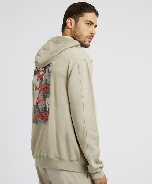 Guess（ゲス）の「Elio Hoodie Fleece（パーカー・メンズ・イエロー/ベージュ・MEDIUM/LARGE/X-LARGE/SMALL）」の3枚目の写真