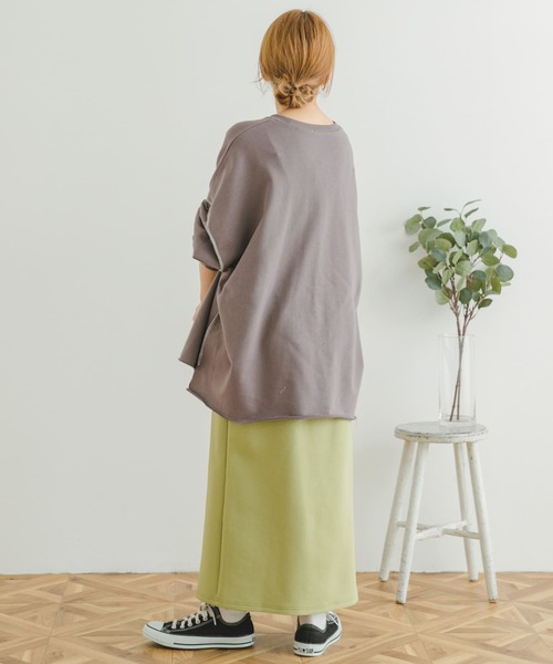 ITEMS URBANRESEARCH（アイテムズ アーバンリサーチ）の「ロゴスウェット（Tシャツ/カットソー・レディース・チャコールグレー/モカ/グレー・FREE）」の12枚目の写真