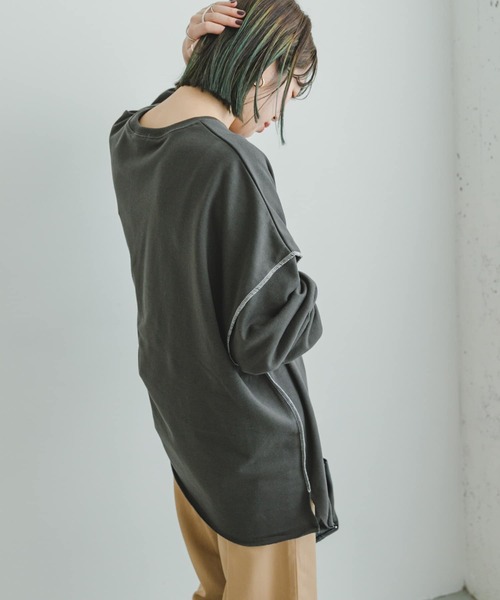 ITEMS URBANRESEARCH（アイテムズ アーバンリサーチ）の「ロゴスウェット（Tシャツ/カットソー・レディース・チャコールグレー/モカ/グレー・FREE）」の15枚目の写真