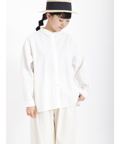 Samansa Mos2（サマンサ モスモス）の「レース襟2WAYシャツ（シャツ/ブラウス・レディース・チャコール/キナリ/オフホワイト/サックスブルー・ﾌﾘ-）」の2枚目の写真