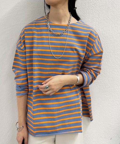 SHENERY（シーナリー）の「サイドスリットボーダーカットソー（Tシャツ/カットソー・レディース・ベージュ/オレンジ/ブルー・FREE）」の3枚目の写真