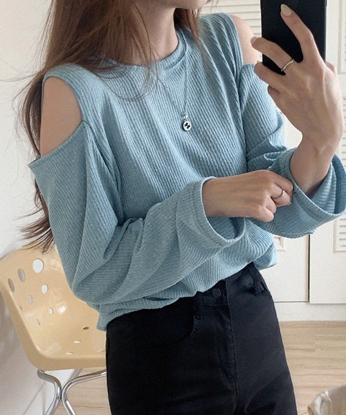 LAFFMO(ラフモ)の「ショルダースリットシアーリブトップス(Tシャツ/カットソー・レディース・グレー/ブラック/ホワイト/ブルー・FREE)」の4枚目の写真