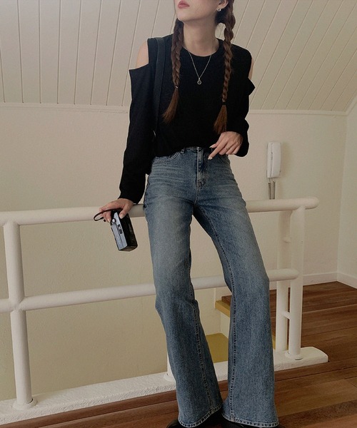 LAFFMO(ラフモ)の「ショルダースリットシアーリブトップス(Tシャツ/カットソー・レディース・グレー/ブラック/ホワイト/ブルー・FREE)」の16枚目の写真