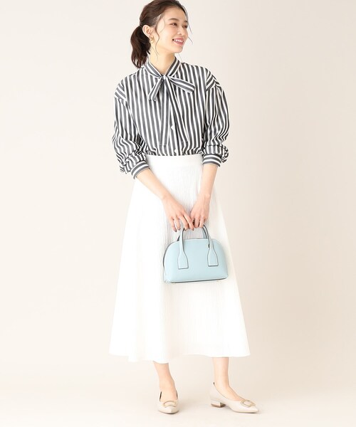 美品 アンタイトル ボウタイ取り外し可能 3WAY ストライプシャツブラウス 4 セール】【ボウタイ取り外し可能】3WAY ストライプシャツ