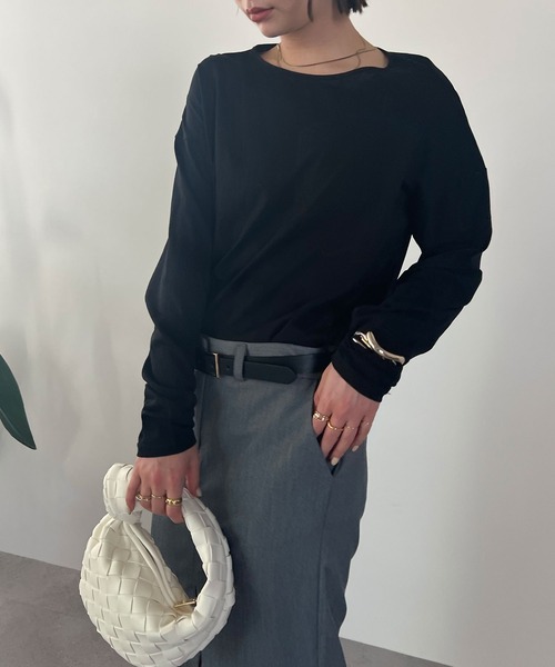 HANNE(アン)の「バックデザインロングスリーブTEE(Tシャツ/カットソー・レディース・ブラック/ブルー/アイボリー・フリー)」の14枚目の写真