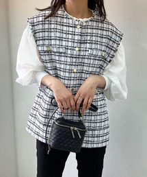 Isn't She?（イズントシー）の「金ボタンツイードジレベスト（ベスト）」