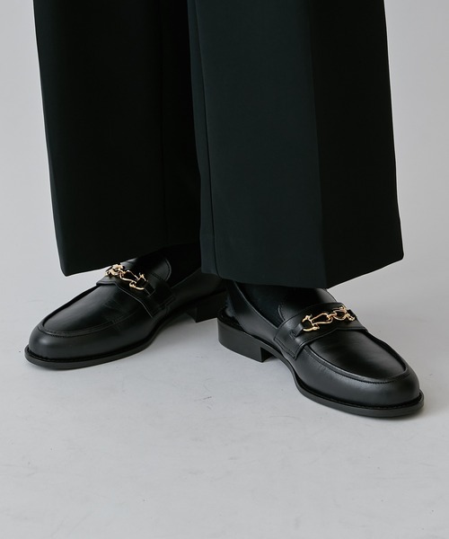 Luis ルイス　ヒールビットローファー　ブラック　ゴールド Lui's（ルイス）の「チャンキービットローファー（ドレス