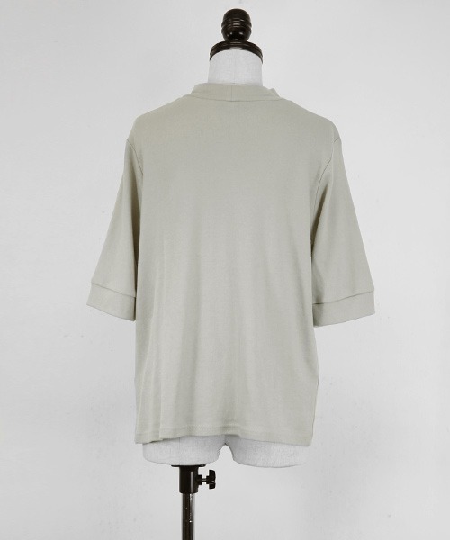 and it_(アンドイット)の「ハイネック5分袖コットンスムースカットソー(Tシャツ/カットソー・レディース・アイボリー/グレイッシュベージュ/ブラック・M-L)」の15枚目の写真