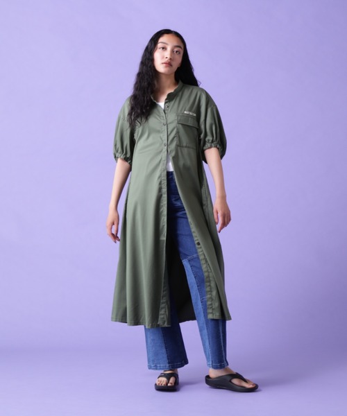 AVIREX（アヴィレックス）の「VOLUME SLEEVE SHIRT ONEPIECE/ ボリュームスリーブ シャツワンピース（ワンピース・レディース・オリーブ/ブラック・FREE）」の7枚目の写真