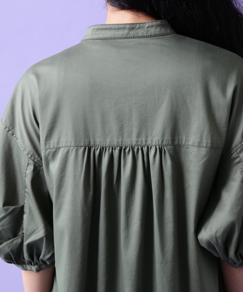 AVIREX（アヴィレックス）の「VOLUME SLEEVE SHIRT ONEPIECE/ ボリュームスリーブ シャツワンピース（ワンピース・レディース・オリーブ/ブラック・FREE）」の5枚目の写真