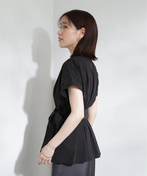 N.（N. Natural Beauty Basic）（エヌエヌナチュラルビューティーベーシック）の「◆ウエストリボンペプラムシャツブラウス（シャツ/ブラウス・レディース・ブラック/カーキ/オフホワイト・MEDIUM）」の19枚目の写真