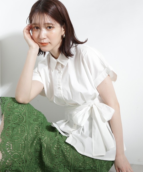 N.（N. Natural Beauty Basic）（エヌエヌナチュラルビューティーベーシック）の「◆ウエストリボンペプラムシャツブラウス（シャツ/ブラウス・レディース・ブラック/カーキ/オフホワイト・MEDIUM）」の4枚目の写真