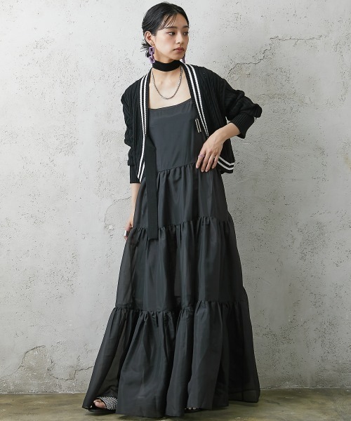 GEVS.（ジェイヴィス）の「＜大きいサイズ＞ ティアードマキシシアーワンピース GEVS.（ワンピース・レディース・ブラック/グリーン・LL/3L/4L/5L/L）」の4枚目の写真