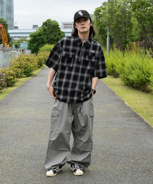 kutir(クティール)の「ワッペン付きアソート半袖チェックハーフジップ(Tシャツ/カットソー・メンズ・ブラック/グレー・MEDIUM/LARGE)」の11枚目の写真