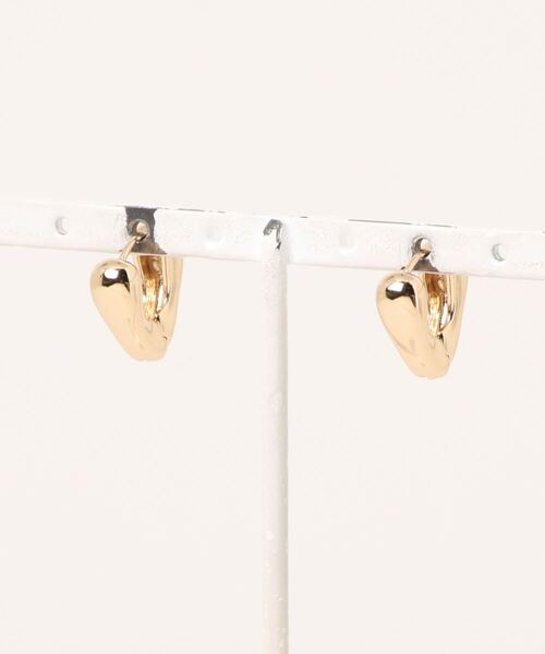 titivate（ティティベイト）の「ハートフープピアス（ピアス（両耳用）・レディース・ゴールド/シルバー・FREE）」の14枚目の写真