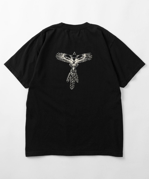 Acoustic（アコースティック）の「【Acoustic/アコースティック】ワンポイントフェザーロゴ＆バックイーグルプリント デザイン ネイティブテイスト 半袖Tシャツ/アメカジ/バイカー（Tシャツ/カットソー・メンズ・ブラック/ホワイト・M/L/XL）」の4枚目の写真