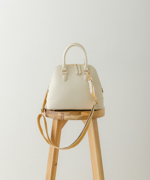 RODE SKO（ロデスコ）の「テープショルダー2WAYバッグ（ショルダーバッグ・レディース・ブラック/グレー/オフホワイト・ONE）」の4枚目の写真