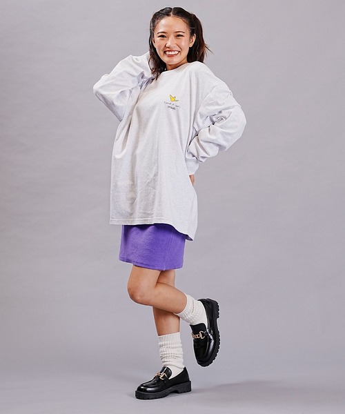 （What it isNt）ART BY MARKGONZALES（ワットイットイズント）の「(What it isNt)ART BY MARKGONZALES/ワット イット イズント マークゴンザレス オーバーサイズロンT ロゴロンT バックロゴ ピグメントT DESI 2H7-63394（Tシャツ/カットソー・レディース・ブラック/チャコールグレー/ライトグレー・L/M）」の8枚目の写真