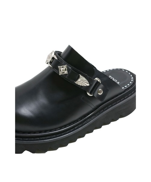 TOGA AJ1249 FLAT SHOES メタル シューズ スリッポン TOGA（トーガ）の「AJ1249 - FLAT SHOES（サンダル）」 - WEAR