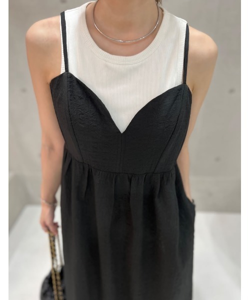 Re:EDIT（リエディ）の「[神山まりあさん着用][低身長サイズ有]カットジャガードキャミワンピース（ジャンパースカート・レディース・ブラック・SHORT/LARGE/MEDIUM）」の3枚目の写真