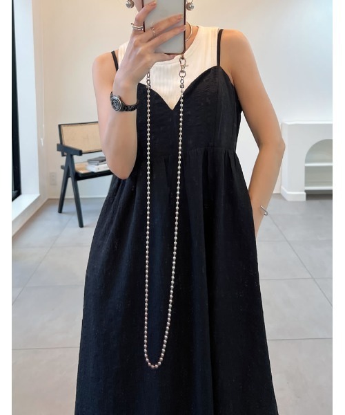 Re:EDIT（リエディ）の「[神山まりあさん着用][低身長サイズ有]カットジャガードキャミワンピース（ジャンパースカート・レディース・ブラック・SHORT/LARGE/MEDIUM）」の6枚目の写真