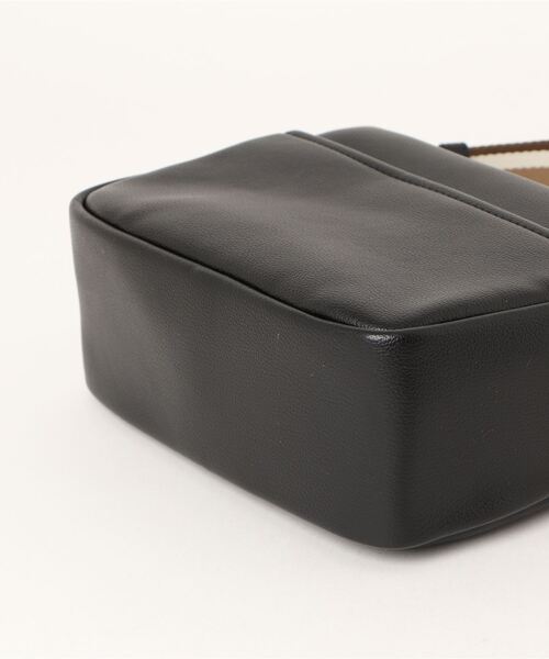 clear（クリア）の「配色ショルダーポシェット（ショルダーバッグ・レディース・アイボリー/ブラック/キャメル・F）」の5枚目の写真