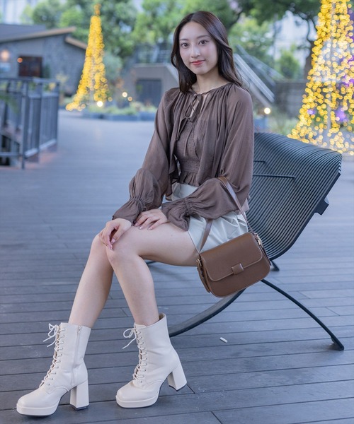 clear（クリア）の「スクエアショルダーバッグ（ショルダーバッグ・レディース・ピンク/ブラウン/ブラック/オフホワイト・F）」の14枚目の写真