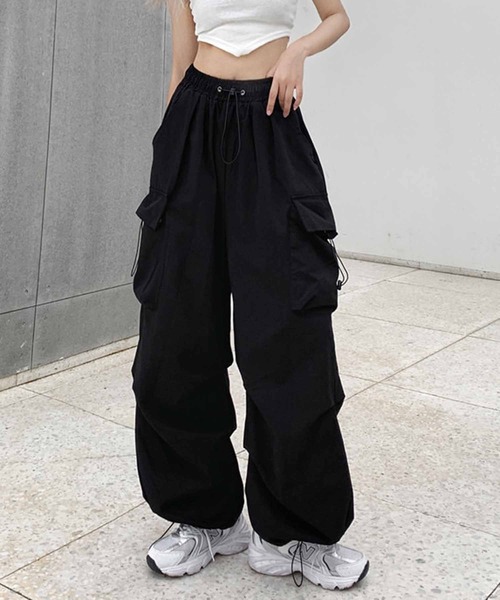 NANEA(ナネア)の「ルーズシルエットカーゴパンツ(カーゴパンツ・レディース・カーキ/ブラック/グレー・MEDIUM/X-LARGE/LARGE)」の8枚目の写真