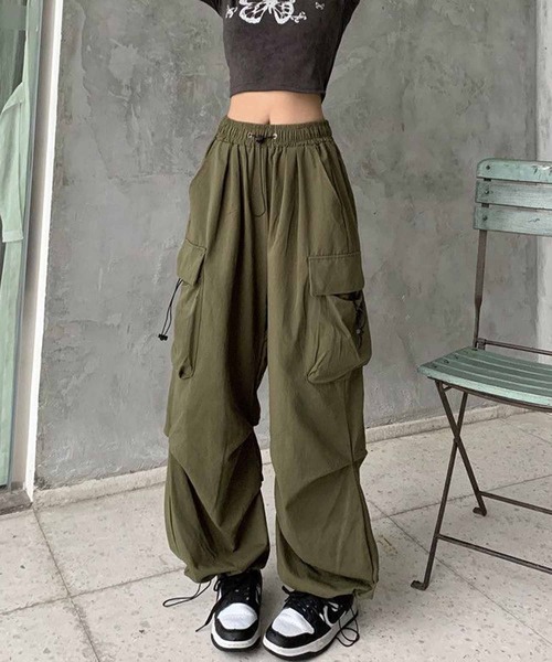 NANEA(ナネア)の「ルーズシルエットカーゴパンツ(カーゴパンツ・レディース・カーキ/ブラック/グレー・MEDIUM/X-LARGE/LARGE)」の21枚目の写真