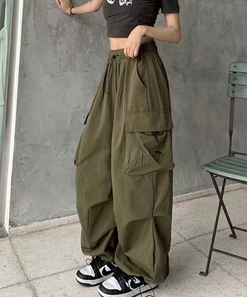 NANEA(ナネア)の「ルーズシルエットカーゴパンツ(カーゴパンツ・レディース・カーキ/ブラック/グレー・MEDIUM/X-LARGE/LARGE)」の22枚目の写真