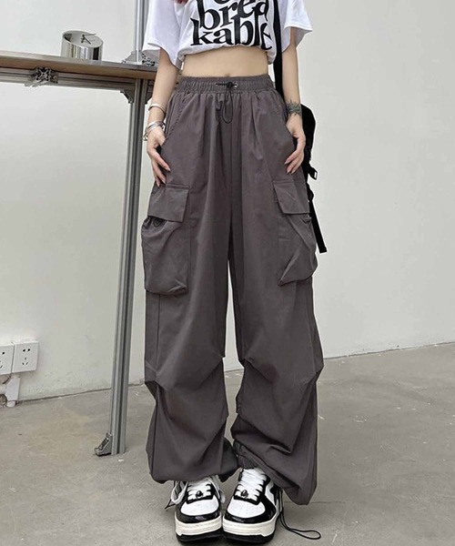 NANEA(ナネア)の「ルーズシルエットカーゴパンツ(カーゴパンツ・レディース・カーキ/ブラック/グレー・MEDIUM/X-LARGE/LARGE)」の16枚目の写真