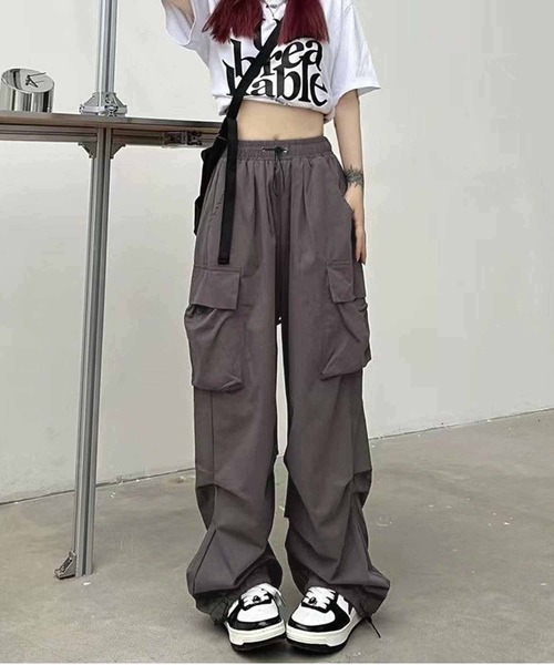 NANEA(ナネア)の「ルーズシルエットカーゴパンツ(カーゴパンツ・レディース・カーキ/ブラック/グレー・MEDIUM/X-LARGE/LARGE)」の17枚目の写真
