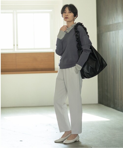 OPAQUE.CLIP（オペークドットクリップ）の「◆【2WAY／A4サイズ対応】フェイクレザードロストフリルハンドルショルダー（ショルダーバッグ・レディース・シルバー/ブラック/アイボリー・00）」の15枚目の写真