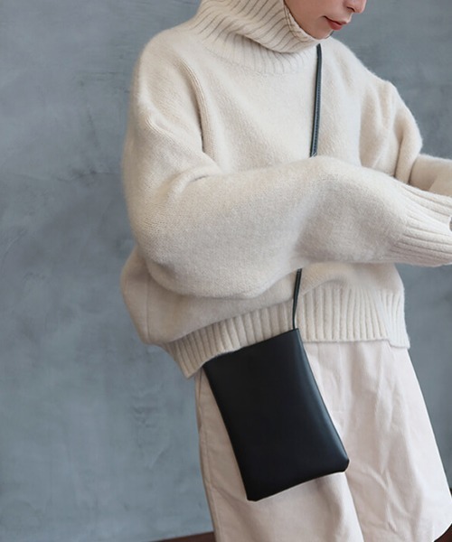 CREDONA(クレドナ)の「スクエアミニショルダーbag(ショルダーバッグ・レディース・ブラック/ベージュ・FREE)」の15枚目の写真